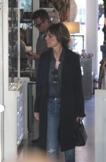 LISA RINNA and Harry Hamlin Out for Lunch in Los Angeles 01/19/2019