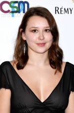 LIV HILL at London Critics