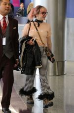MAISIE WILLIAMS at LAX Airport in Los Angeles 01/28/2019