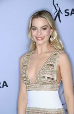 MARGOT ROBBIE at Screen Actors Guild Awards 2019 in Los Angeles 01/27/2019