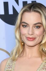 MARGOT ROBBIE at Screen Actors Guild Awards 2019 in Los Angeles 01/27/2019