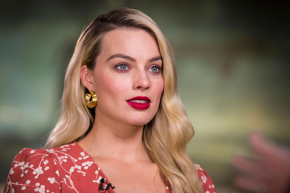 margot-robbie-at-sunday-today-with-willie-geist-01-06-2019-1.jpg