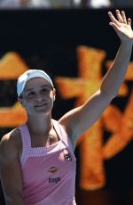 MARIA SHARAPOVA vs ASHLEIGH BARTY at 2019 Australian Open at Melbourne Park 01/14/2019