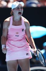 MARIA SHARAPOVA vs ASHLEIGH BARTY at 2019 Australian Open at Melbourne Park 01/14/2019