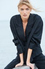 MARTHA HUNT in Issue Magazine, Volume 25