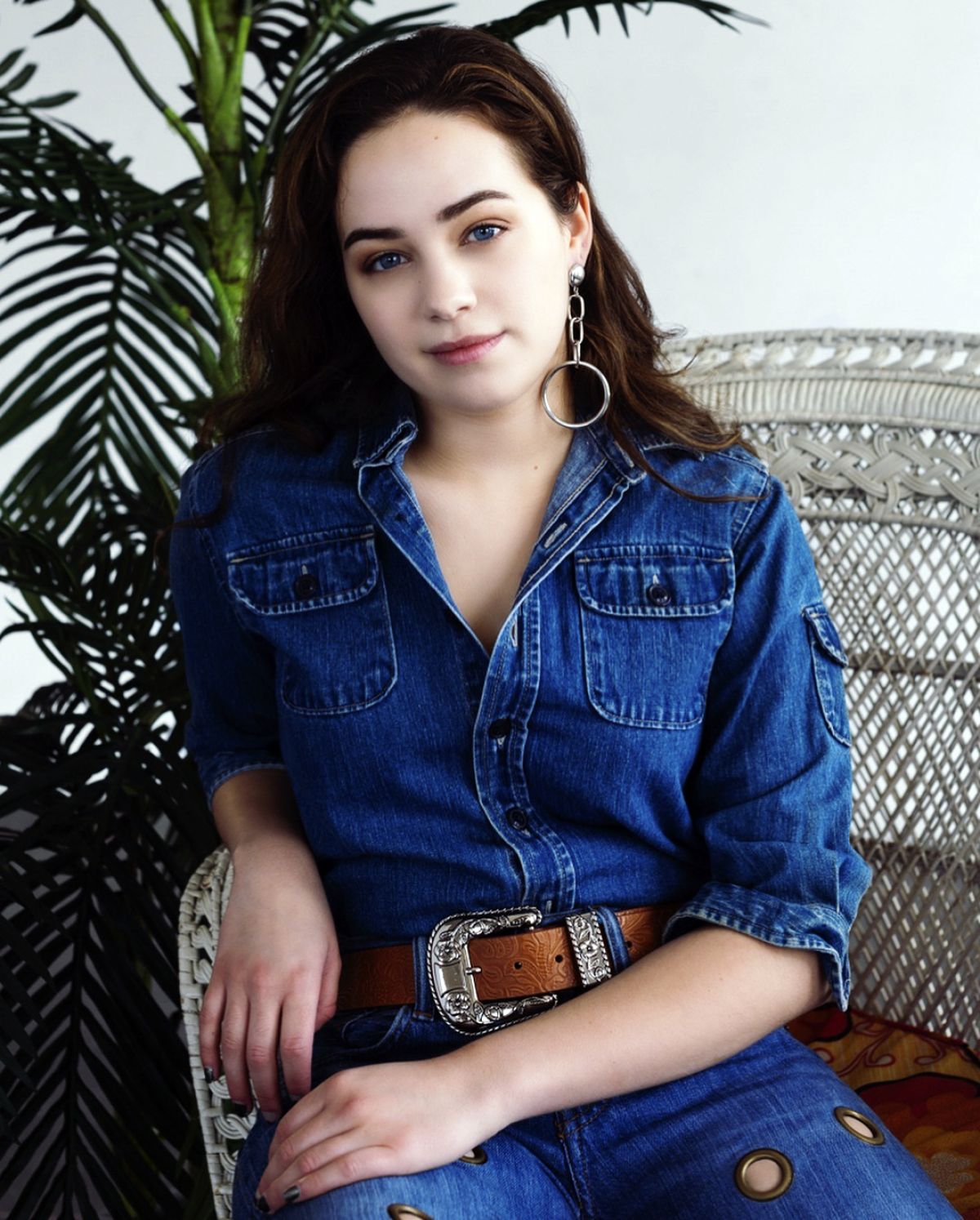 MARY MOUSER in Avante Magazine, July 2018.