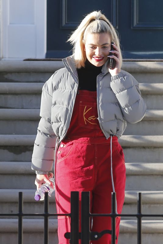 MEGAN BARTON HANSON Leaves Her Home in London 01/28/2019