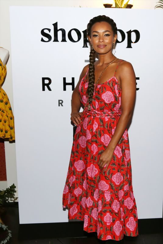 MELANIE LIBURD at Shopbop x Rhode Resort Dinner in Los Angeles 01/10/2019