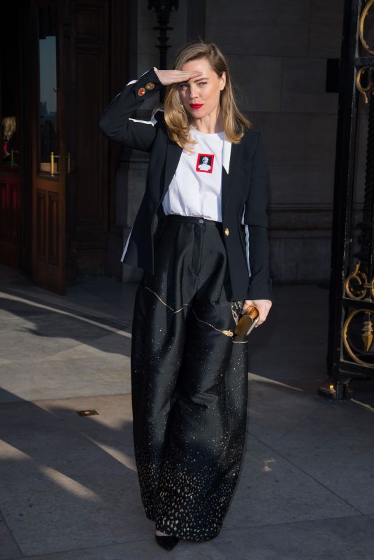 MELISSA GEORGE at Schiaparelli Haute Couture Fashion Show in Paris 01/21/2019