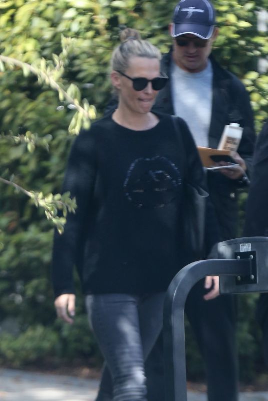 MOLLY SIMS and Scott Stuber Out in Los Angeles 01/06/2019