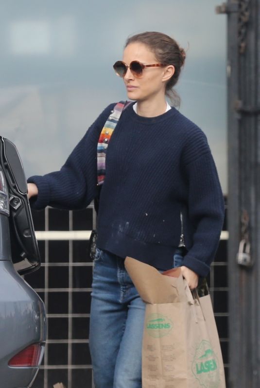 NATALIE PORTMAN in Denim Out Shopping in Los Feliz 01/28/2019