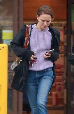 NATALIE PORTMAN Ount and About in Los Feliz 01/14/2019