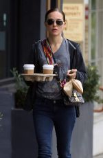 NATALIE PORTMAN Out for Coffee in Los Feliz 01//07/2019
