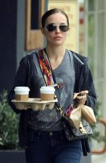 NATALIE PORTMAN Out for Coffee in Los Feliz 01//07/2019