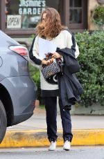 NATALIE PORTMAN Out to Lunch in Los Angeles 01/17/2019