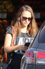 NATALIE PORTMAN Shopping for Groceries in Los Feliz 01/24/2019
