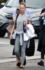 NICOLE RICHIE Heading to Yoga Class in Los Angeles 01/15/2019