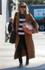 NICOLE RICHIE Leaves Crossroads Restaurant in West Hollywood 01/30/2019