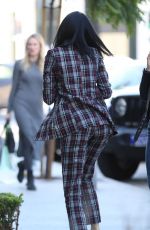 NICOLE WILLIAMS at Zinque Cafe in West Hollywood 01/23/2019