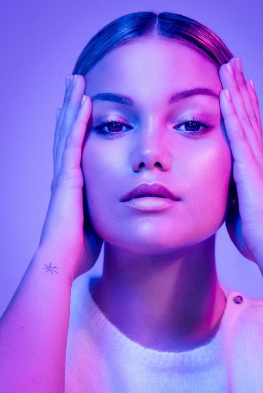 OLIVIA HOLT for Distance, January 2019