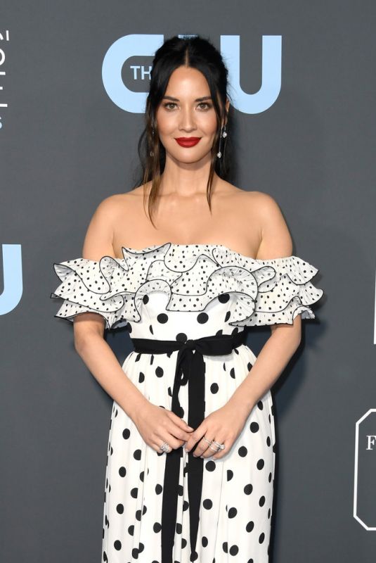 OLIVIA MUNN at 2019 Citics’ Choice Awards in Santa Monica 01/13/2019