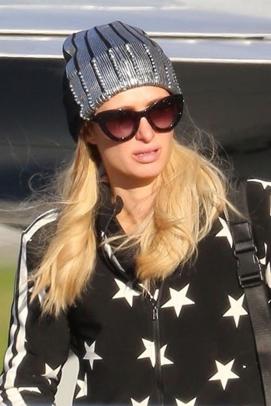 PARIS HILTON Arrives on a Private Jet in Los Angeles 01/02/2018