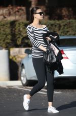 Pregnant ARPIL LOVE GEARY Out for Lunch in Studio City 01/18/2019