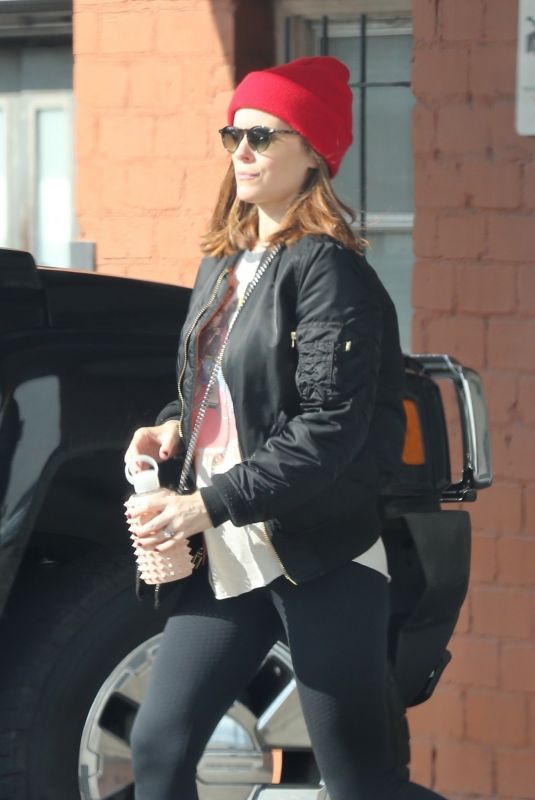 Pregnant KATE MARA Out and About in Los Angeles 01/11/2019