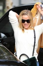 REESE WITHERSPOON Out and About in Santa Monica 01/12/2019