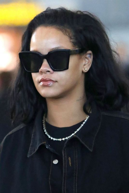RIHANNA at JFK Airport in New York 01/28/2019