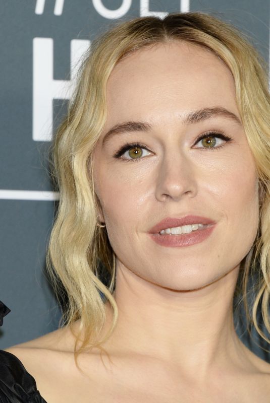 SARAH GOLDBERG at 2019 Critics’ Choice Awards in Santa Monica 01/13/2019