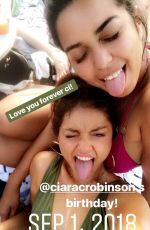 SARAH HYLAND - 2018 Instagram Highlights