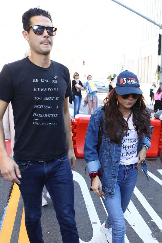 SARAH HYLAND and Wells Adams at 2019 Women