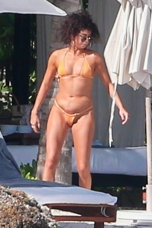 SARAH HYLAND in Bikini on Vacation in Playa Del Carmen 01/04/2019