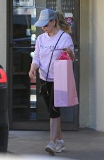 SARAH MICHELLE GELLAT Out and About in Brentwood 01/25/2019
