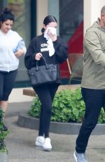 SELENA GOMEZ Heading to Pilates Class in Los Angeles 01/16/2019