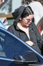 SELENA GOMEZ Leaves a Gym in Los Angeles 01/09/2019