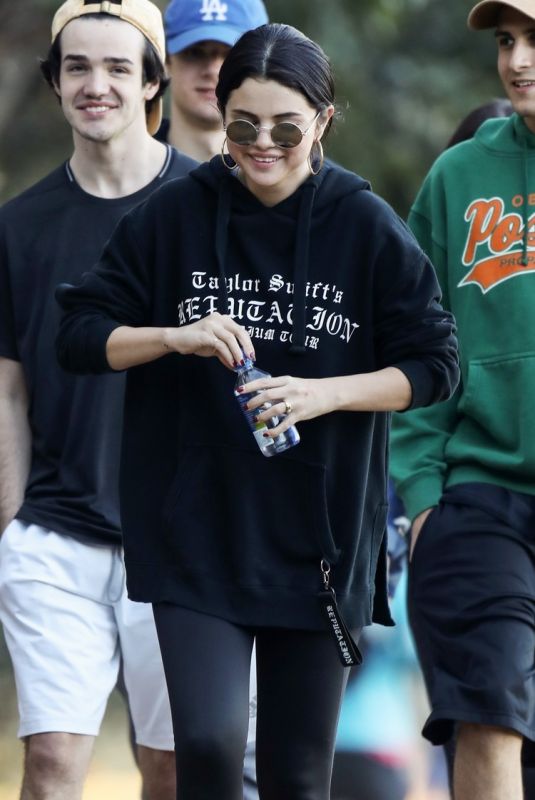 SELENA GOMEZ Out Hiking with Friends in Los Angeles 01/04/2019