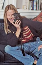 SHANNA CLICK for Elle Magazine, Italy January 2019