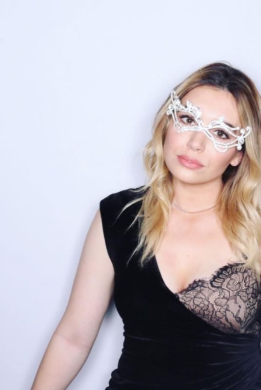 SOPHIE SIMMONS – Instagram Pictures 01/02/2019
