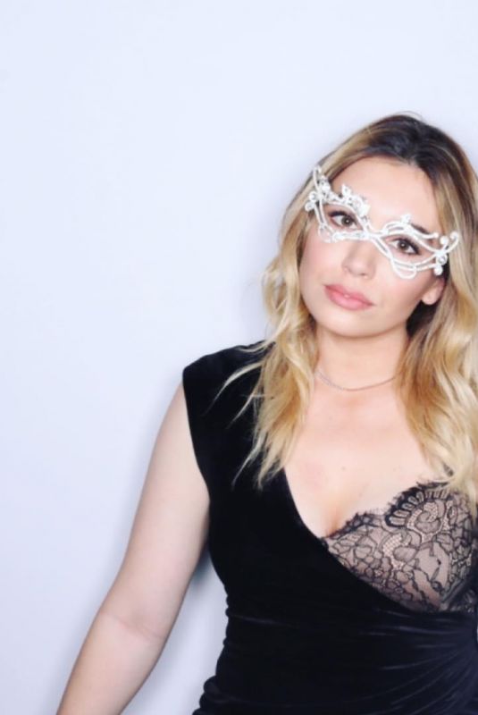 SOPHIE SIMMONS - Instagram Pictures 01/02/2019