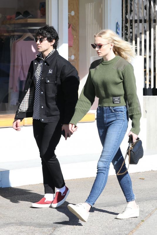 SOPHIE TURNER and Joe Jonas Out House Hunting in Los Angeles 01/23/2019