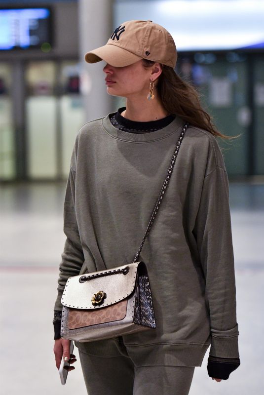 TAYLOR HILL Out and About in Paris 01/19/2019