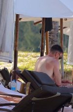 UNAHEALY in Bikini on Vacation in Mauritius 01/26/2019