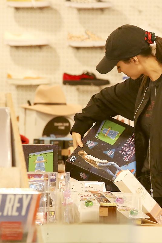 VICTORIA JUSTICE Out Shopping in Los Angeles 01/18/2019