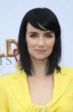VICTORIA SUMMER at Gold Meets Golden Brunch in Beverly Hills 01/05/2019