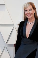 ALLISON JANNEY at Oscars 2019 in Los Angeles 02/24/2019