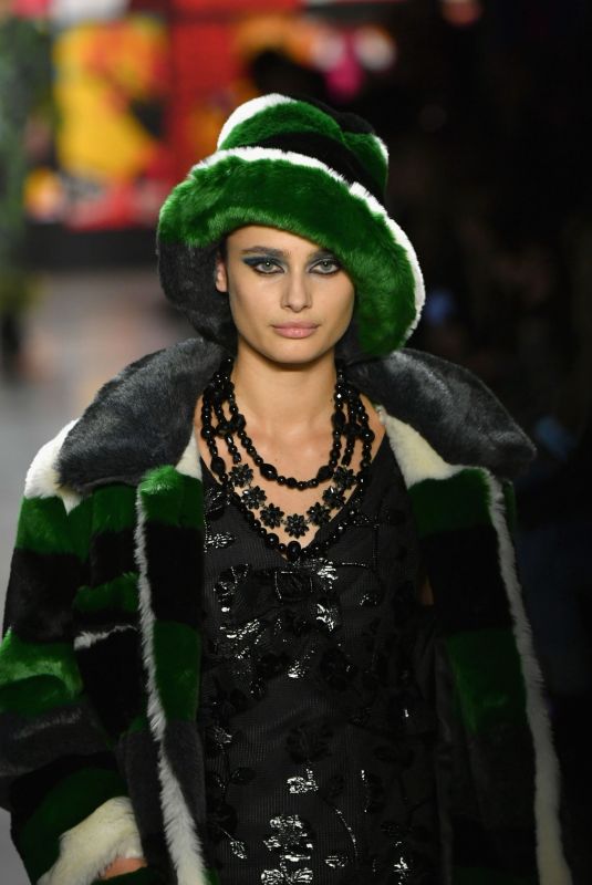 ANNA SUI at Runway Show at New York Fashion Show 02/11/2019