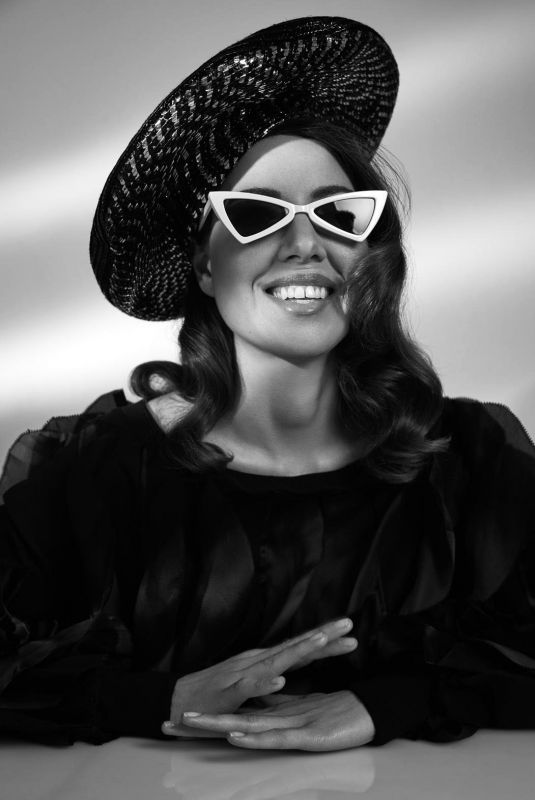 AUBREY PLAZA for Number One Magazine, March 2019
