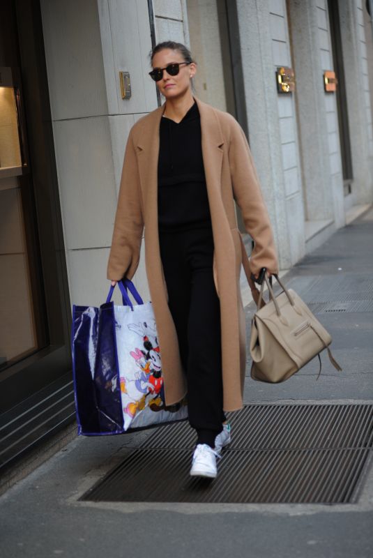 BAR REFAELI Out Shopping in Milan 02/20/2019